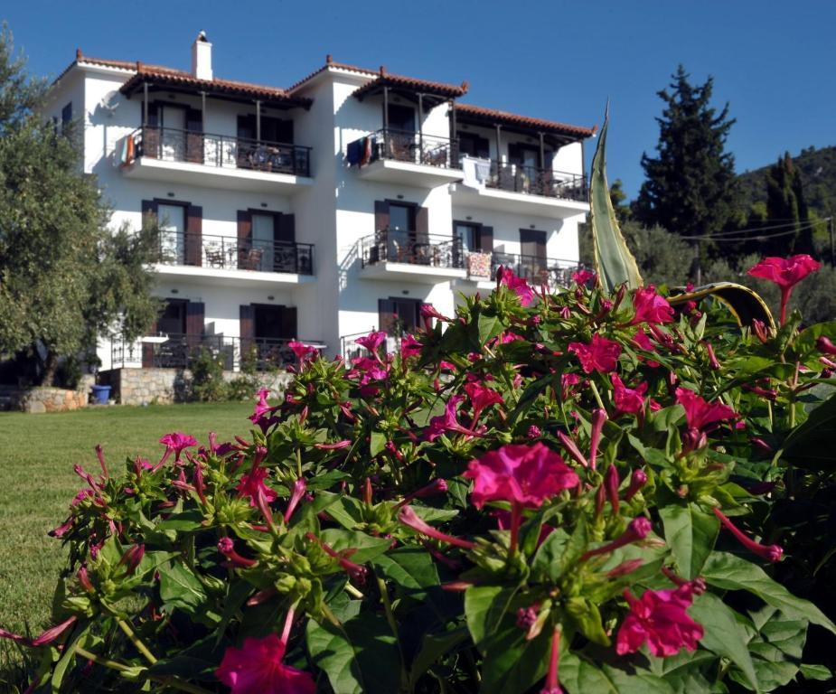 Mando Beachfront Stafylos Dış mekan fotoğraf